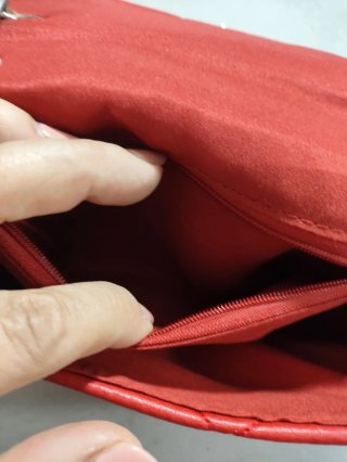 Bolso rojo acolchado Stradivarius