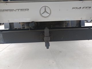 MERCEDES SPRINTER DOBLE CABINA BASCULANTE 143 CV