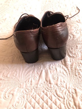 Botines de piel marrones