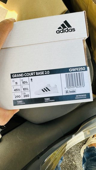 Scarpe Adidas Bianche Nuove ho le misure 40 42 41