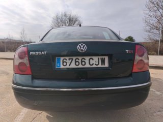 Volkswagen Passat 2003