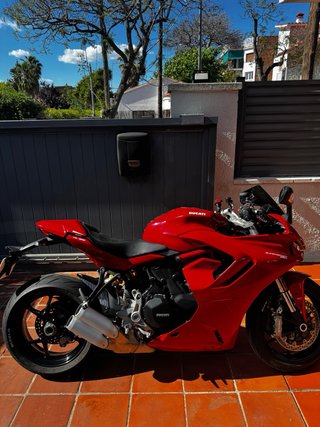 Ducati SuperSport 950