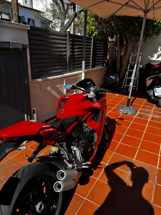 Ducati SuperSport 950