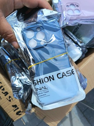 Funda Móvil Silicona Gris iPhone 14 Pro