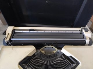 Máquina de escribir Olympiette