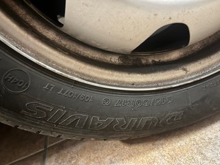 Neumatico Bridgestone Duravis 215/60/R17 C 109/107