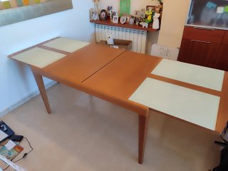 Mesa comedor extensible madera y cristal