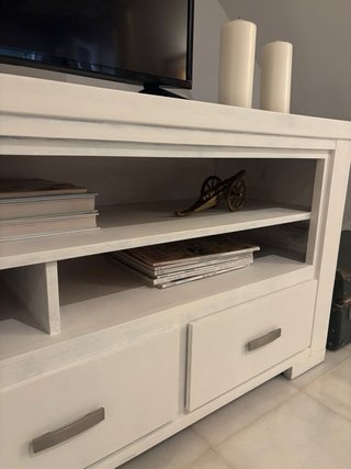 Mueble TV blanco madera