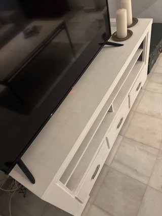 Mueble TV blanco madera