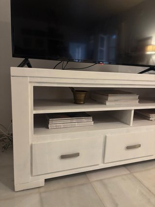 Mueble TV blanco madera