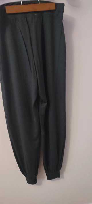 Pantalón Zara puño abajo nuevo