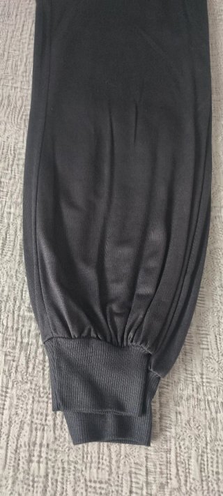 Pantalón Zara puño abajo nuevo