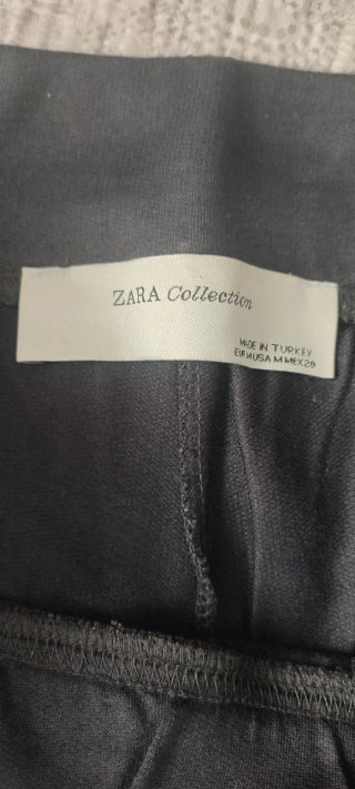 Pantalón Zara puño abajo nuevo