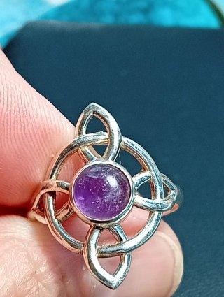 Anillo Plata Ley nudo de bruja Amatista Morada