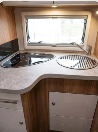 Autocaravana Challenger  Génesis  año 2015