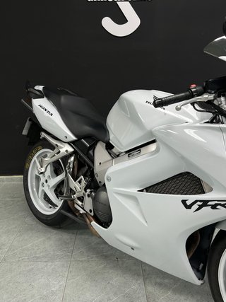 HONDA VFR 800