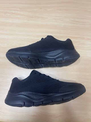 Zapatillas Skechers Arch Fit Hombre Negras