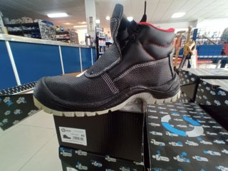 BOTAS DE TRABAJO, VARIOS MODELOS Y TALLAS
