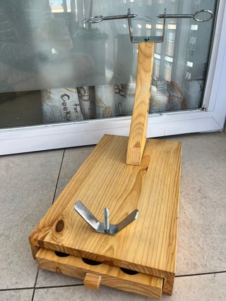 Jamonero de madera