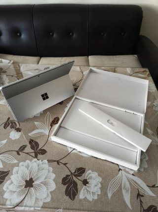 Microsoft Surface Pro 13" 512GB Snapdragon X Plus