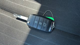 Kia Rio 1.2 CVVT Tech 62 kW (84 CV)