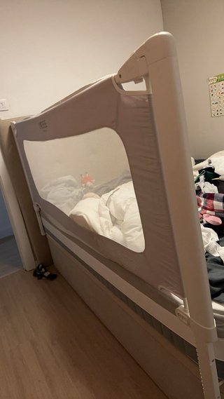 Barrera de cama infantil 2 metros .