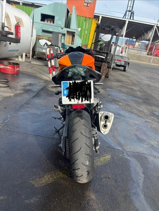 Kawasaki Z800e ABS NAKED año 2014. 64.000 km.