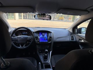 Ford Focus 2015.