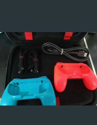 Nintendo Switch Azul y Rojo