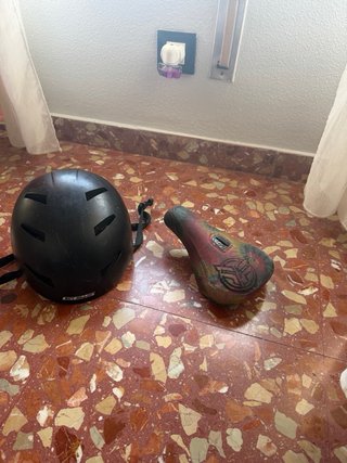 Casco y sillín BMX