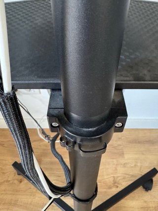 Soporte TV con Ruedas LG