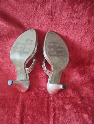 Sandalias fiesta doradas Efejota Talla 37