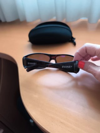 Gafas de sol EVANEY negras y marrones