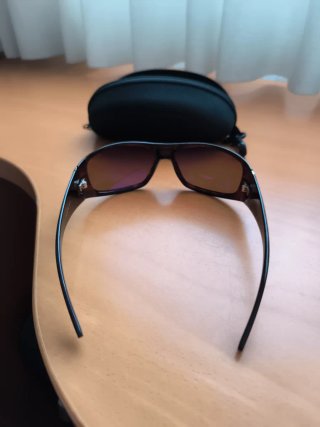 Gafas de sol EVANEY negras y marrones