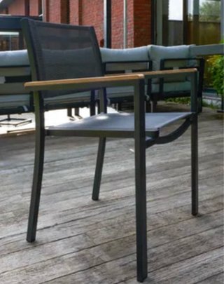 Mesa y 4 sillas de terraza