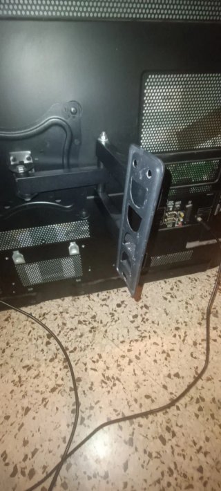 Televisión LG 50 Antigua sin soporte
