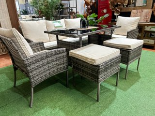Conjunto Exterior para Siete Personas