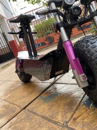 Patinete Eléctrico Centauro Morado