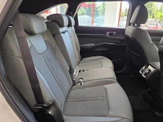 Kia Sorento 1.6 T-GDi HEV Drive 4x2 7pl
