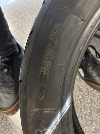 Neumático Pirelli Phantom Triumph Bonneville