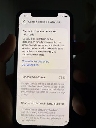 iPhone 12 Rojo