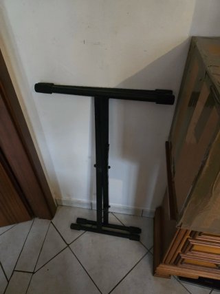 Tastiera Roland E-68 con accessori