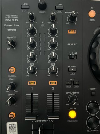 Controladora DJ Pioneer DDJ-FLX4 Negra/Naranja