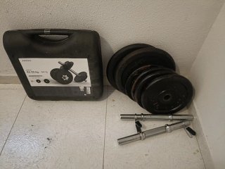 Banco musculación y piernas.