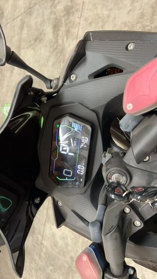Moto Eléctrica Deportiva Negra Nueva