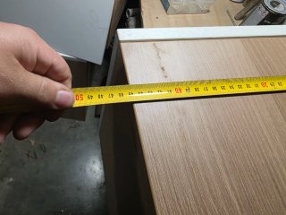 Cajones de madera y metal