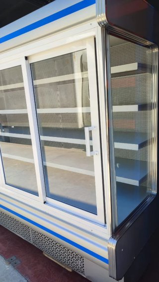 Mural Lácteos refigerado 2500 Puertas Correderas