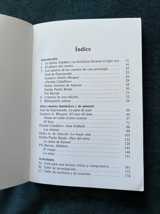 Doce Cuentos Fantasticos y de Misterio