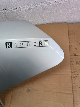 BMW R1200RT Carenado panel lateral plata cubierta