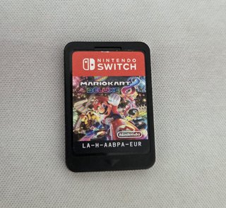 Mario Kart 8 Deluxe per Nintendo Switch senza scatola